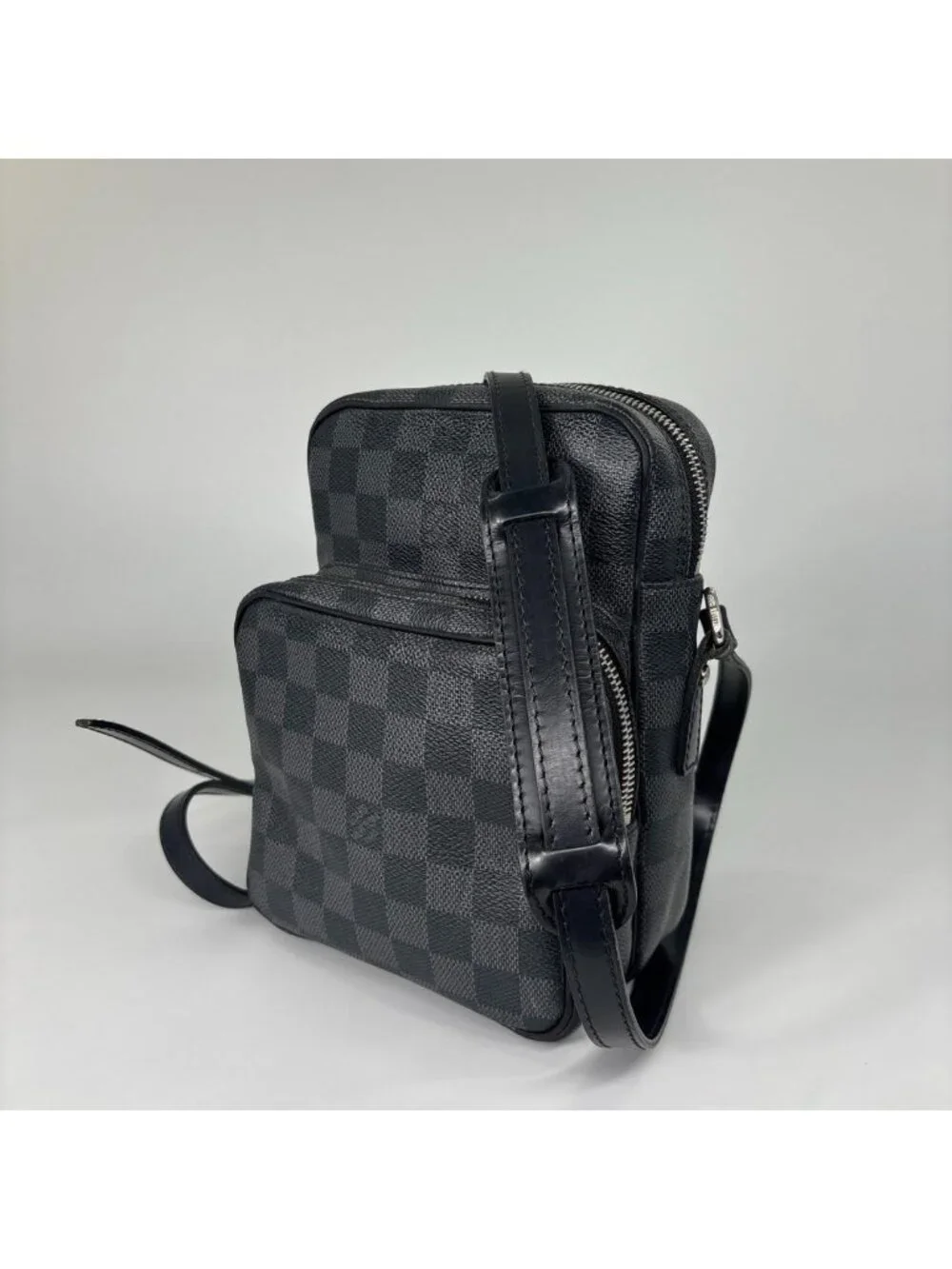 Louis Vuitton Super Damier Graphite Rem Shoulder Bag